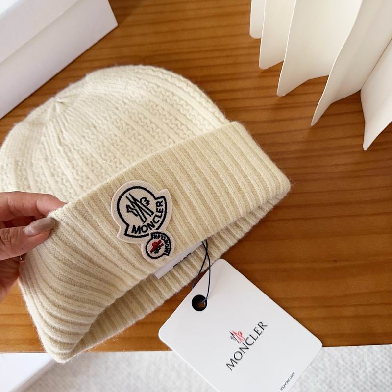 Moncler Hat (260)