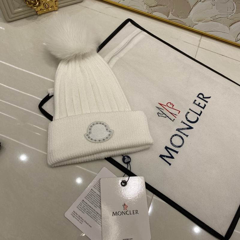 Moncler Hat (260)