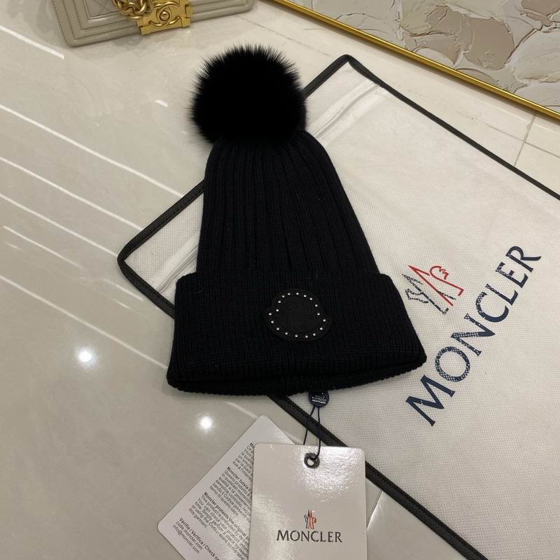 Moncler Hat (261)