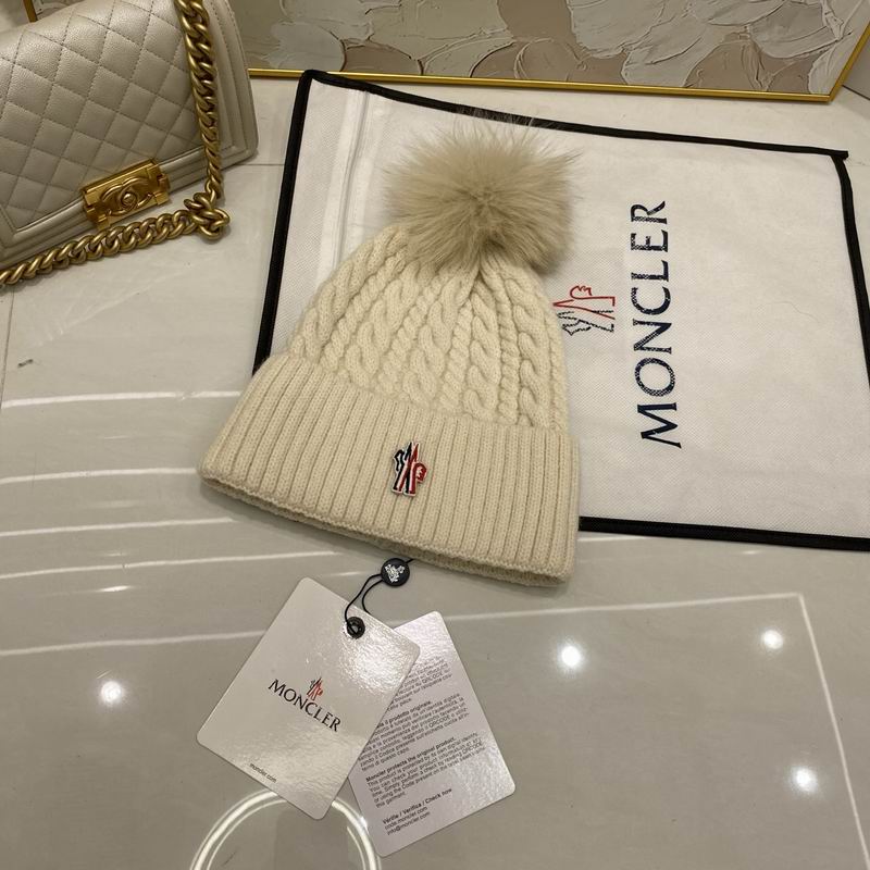 Moncler Hat (292)