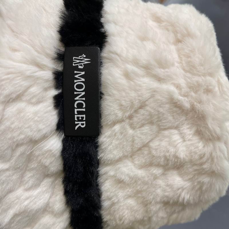 Moncler Hat (3)