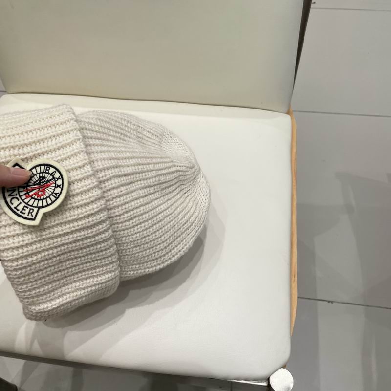 Moncler Hat (342)