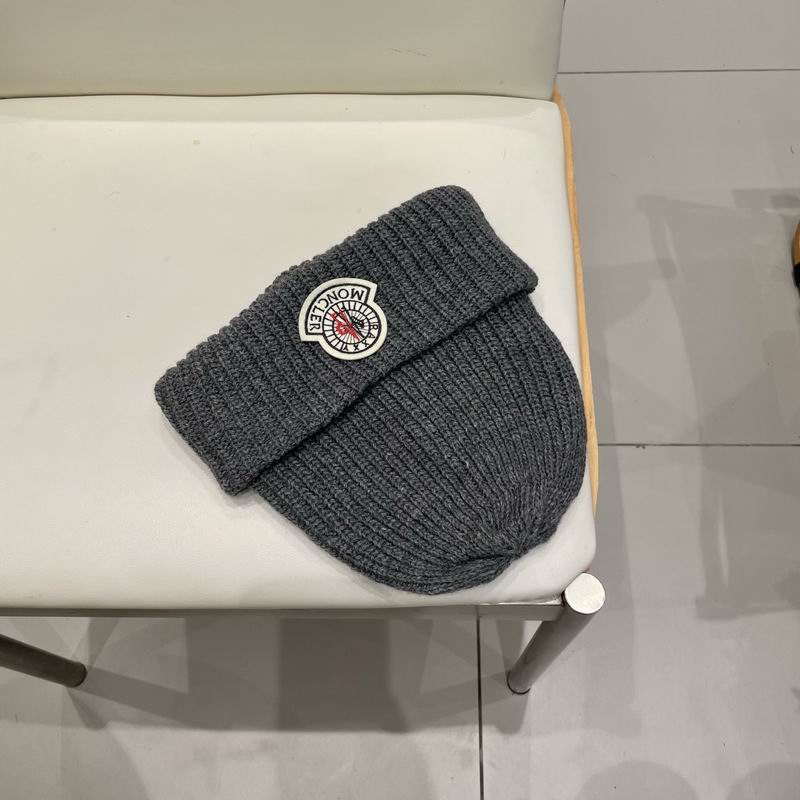 Moncler Hat (348)