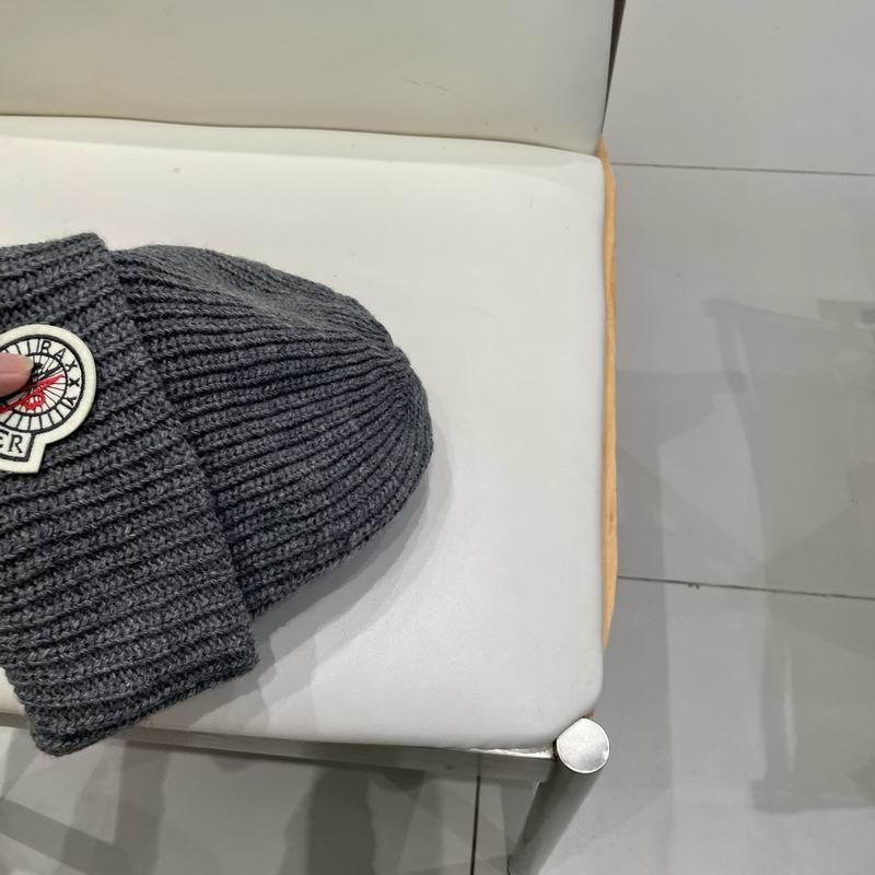 Moncler Hat (350)