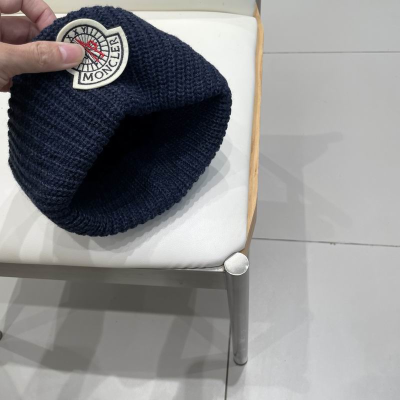 Moncler Hat (356)
