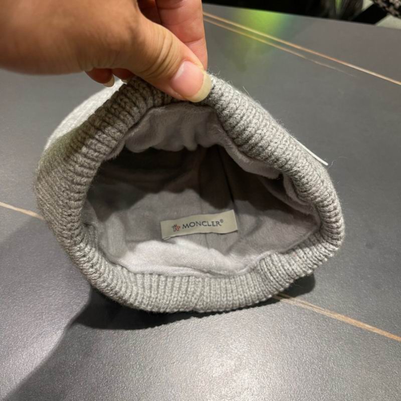 Moncler Hat (359)