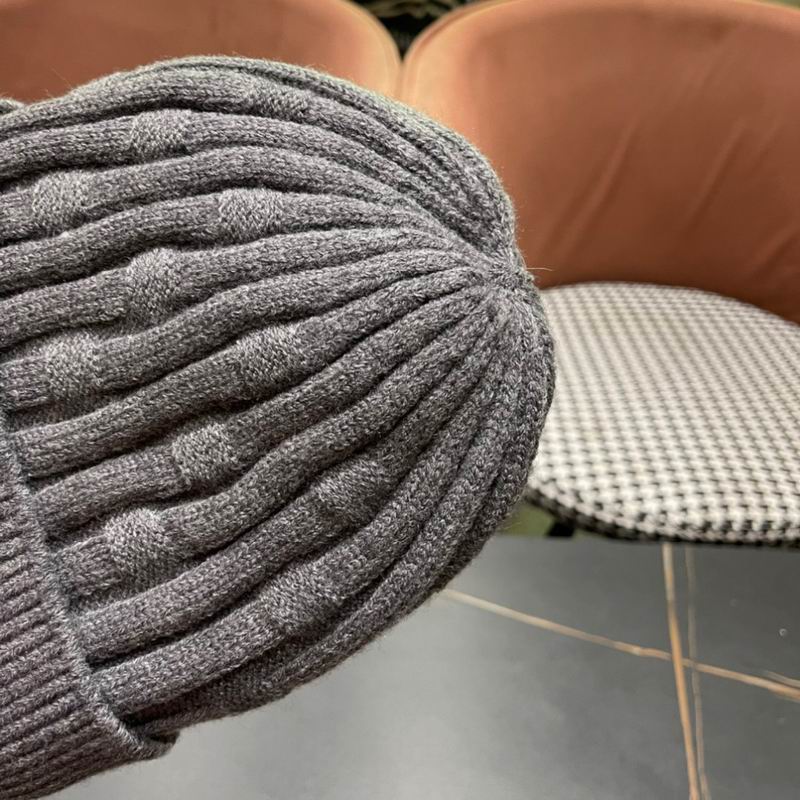 Moncler Hat (370)
