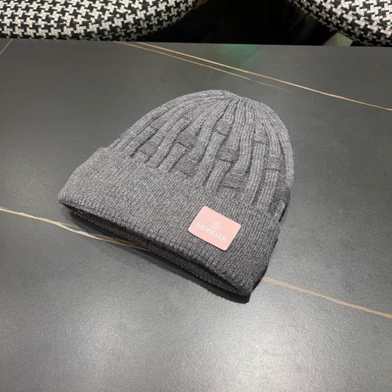 Moncler Hat (376)