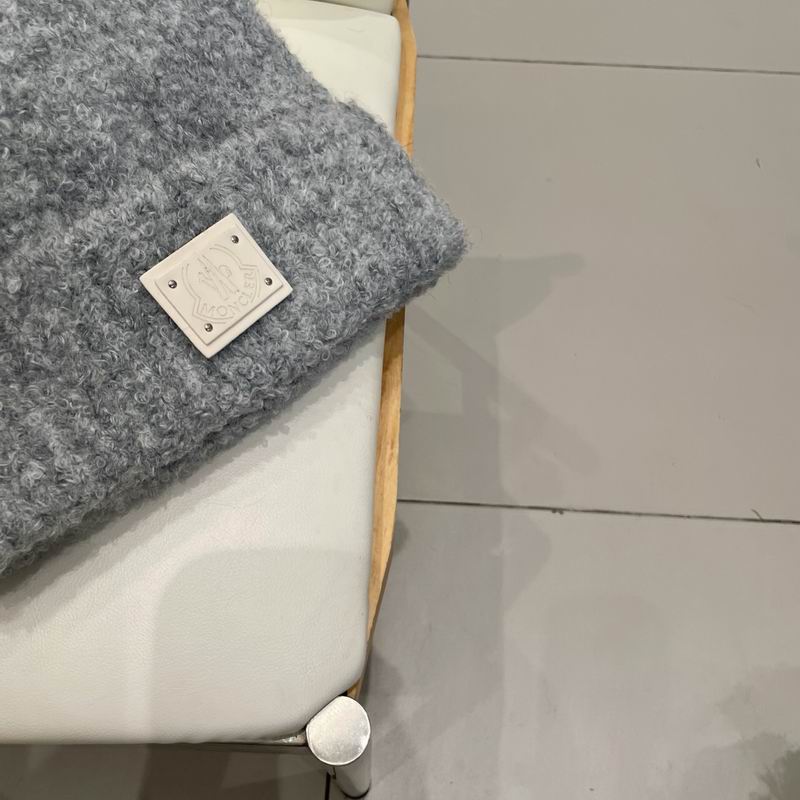 Moncler Hat (379)