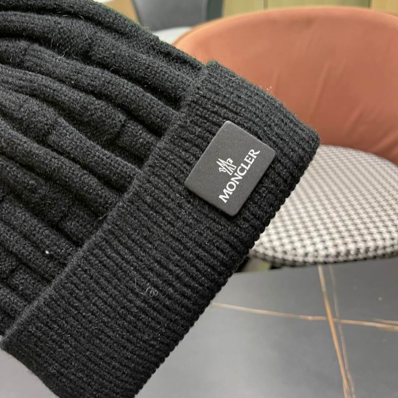 Moncler Hat (392)