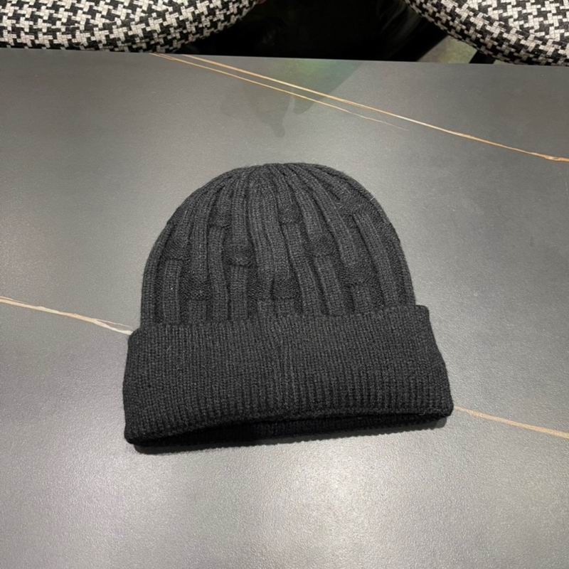 Moncler Hat (394)