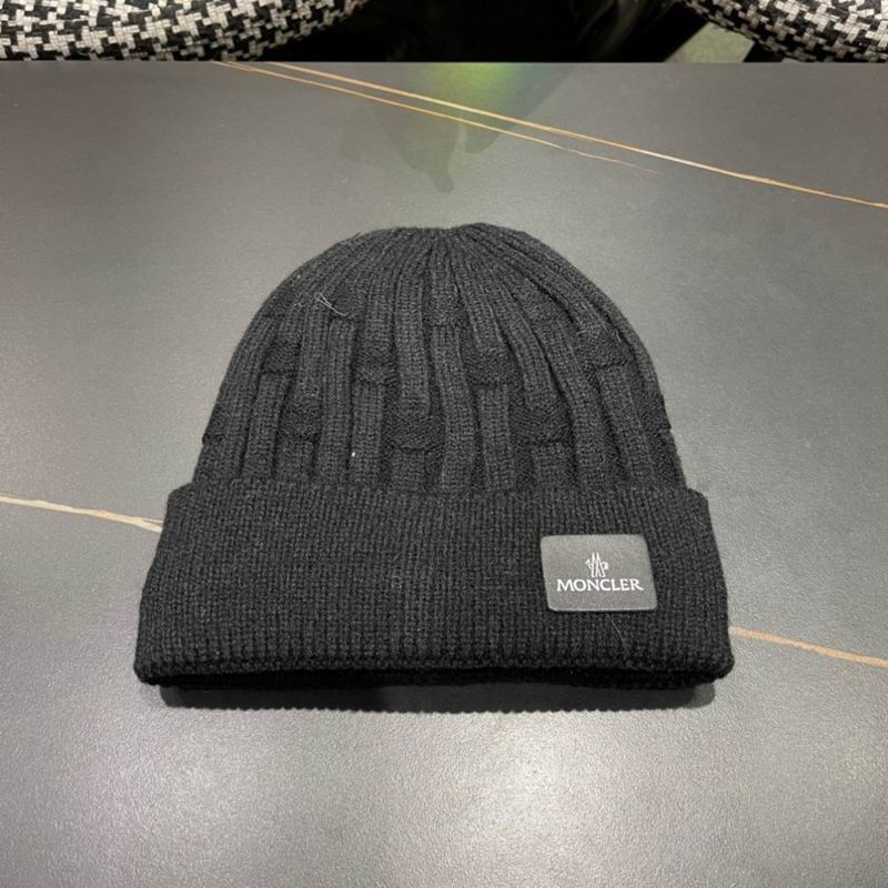 Moncler Hat (398)