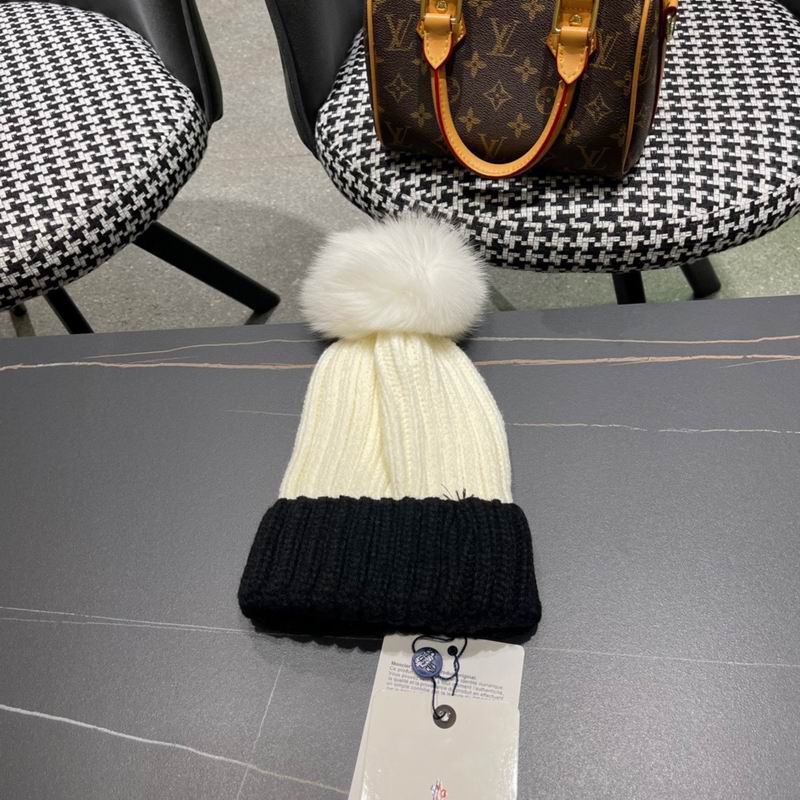 Moncler Hat (401)