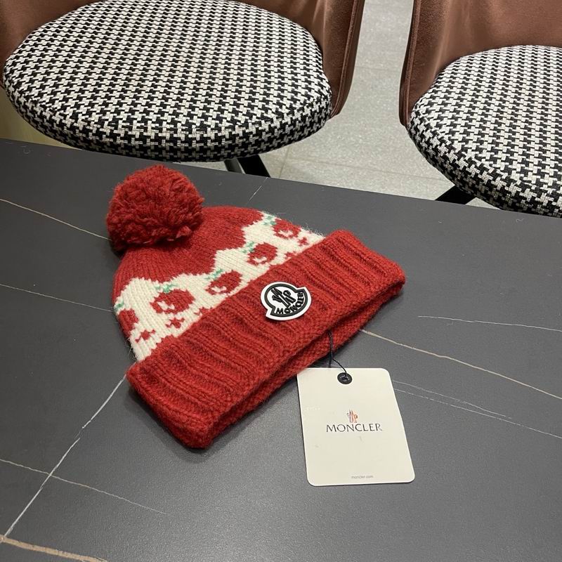 Moncler Hat (423)