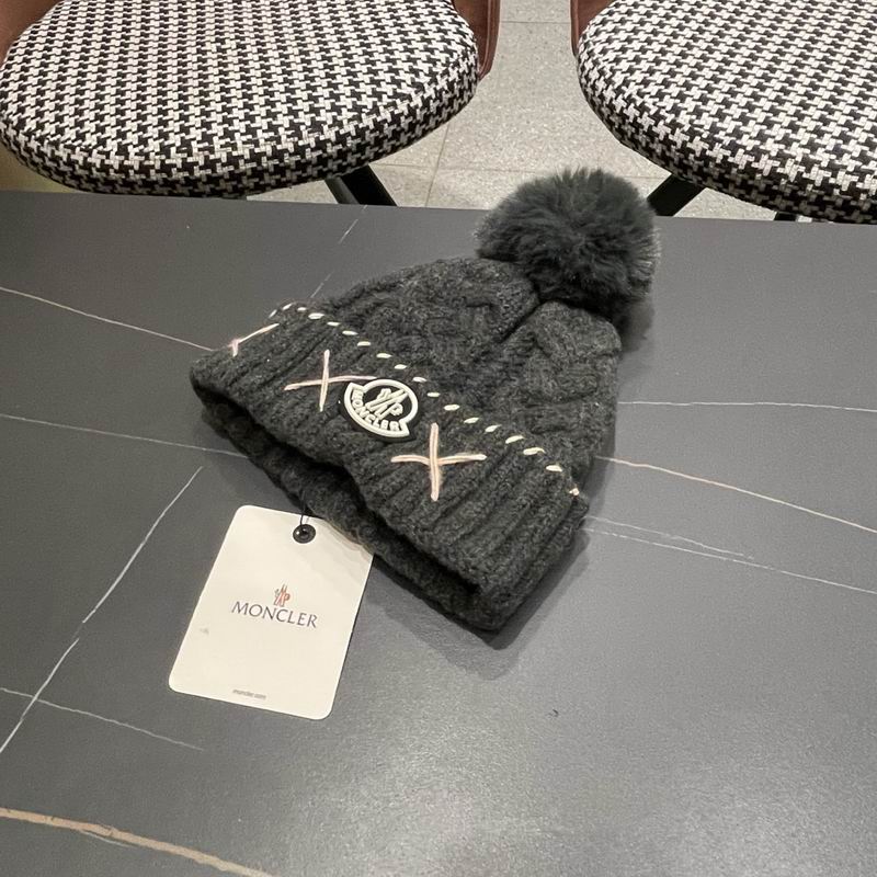 Moncler Hat (443)