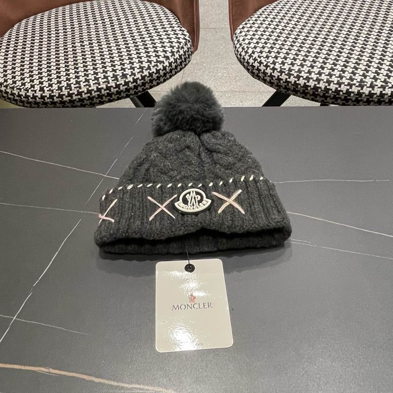 Moncler Hat (444)