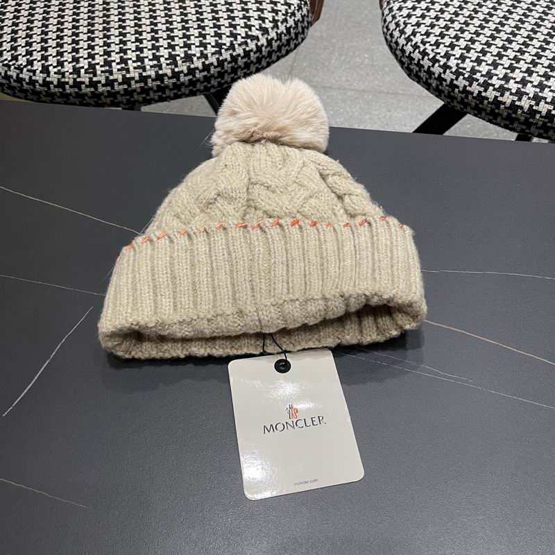 Moncler Hat (450)