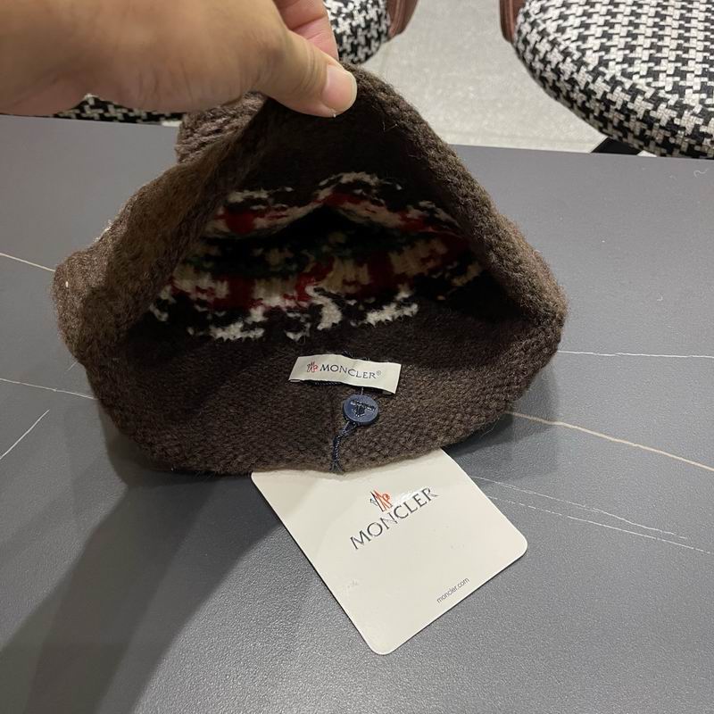 Moncler Hat (451)