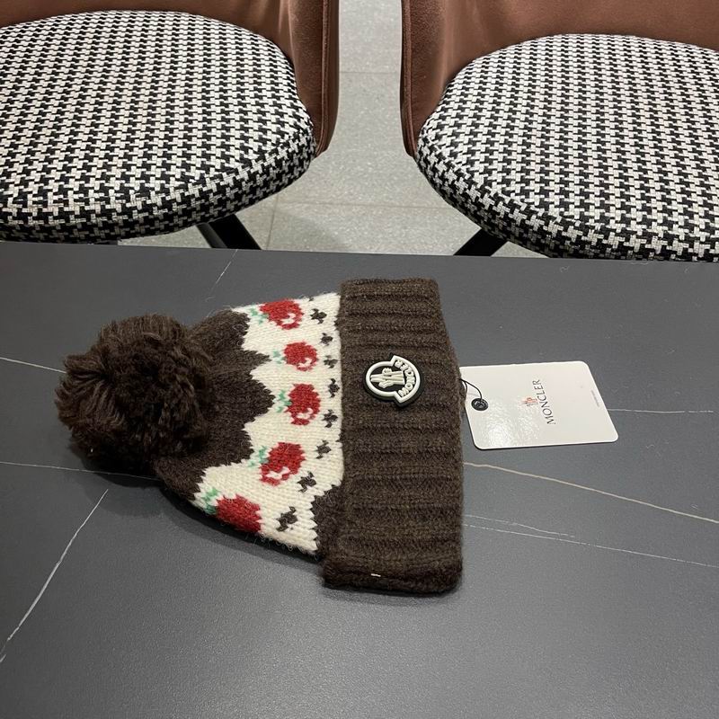 Moncler Hat (457)