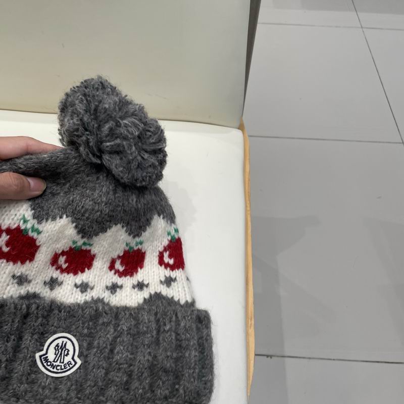 Moncler Hat (485)