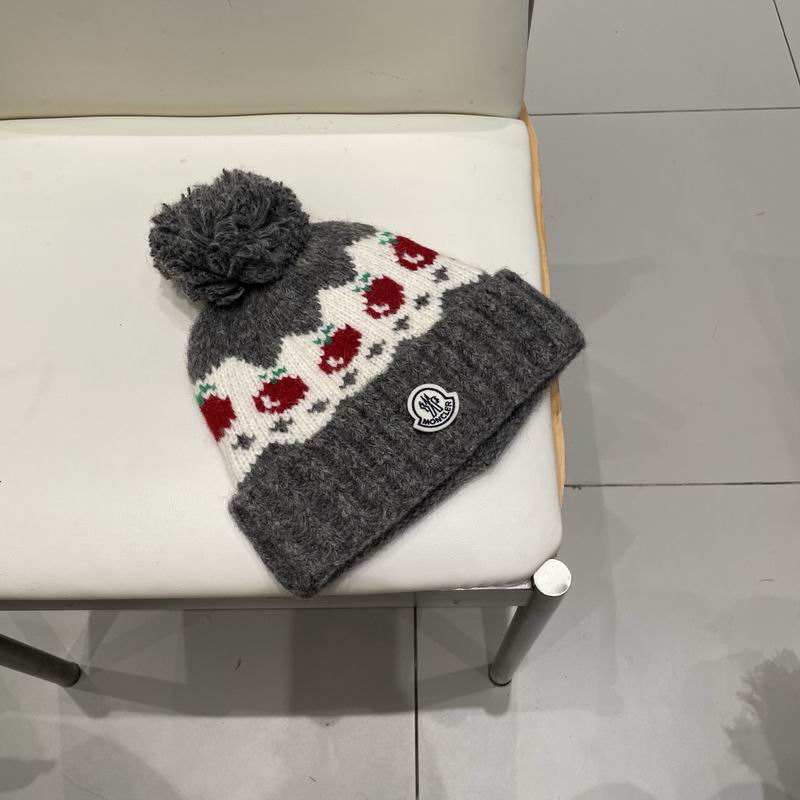 Moncler Hat (488)