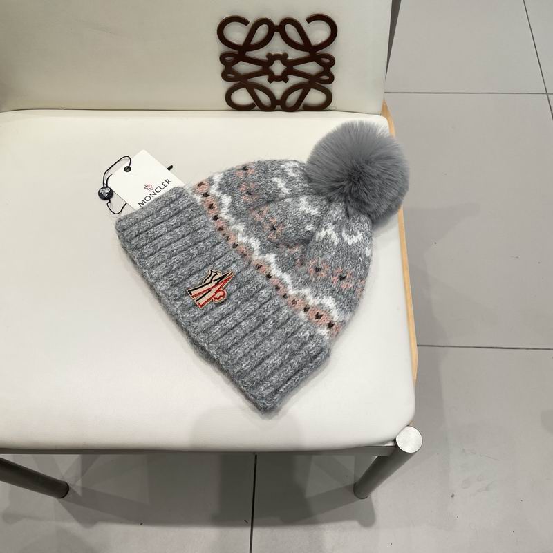 Moncler Hat (543)