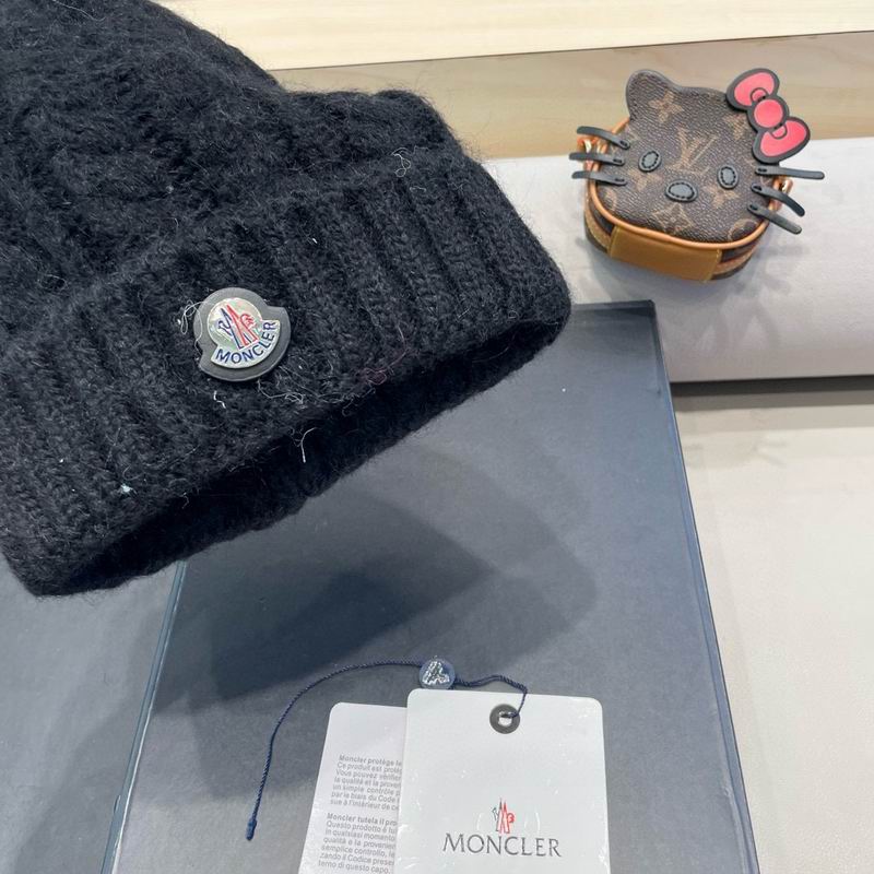 Moncler Hat (6)