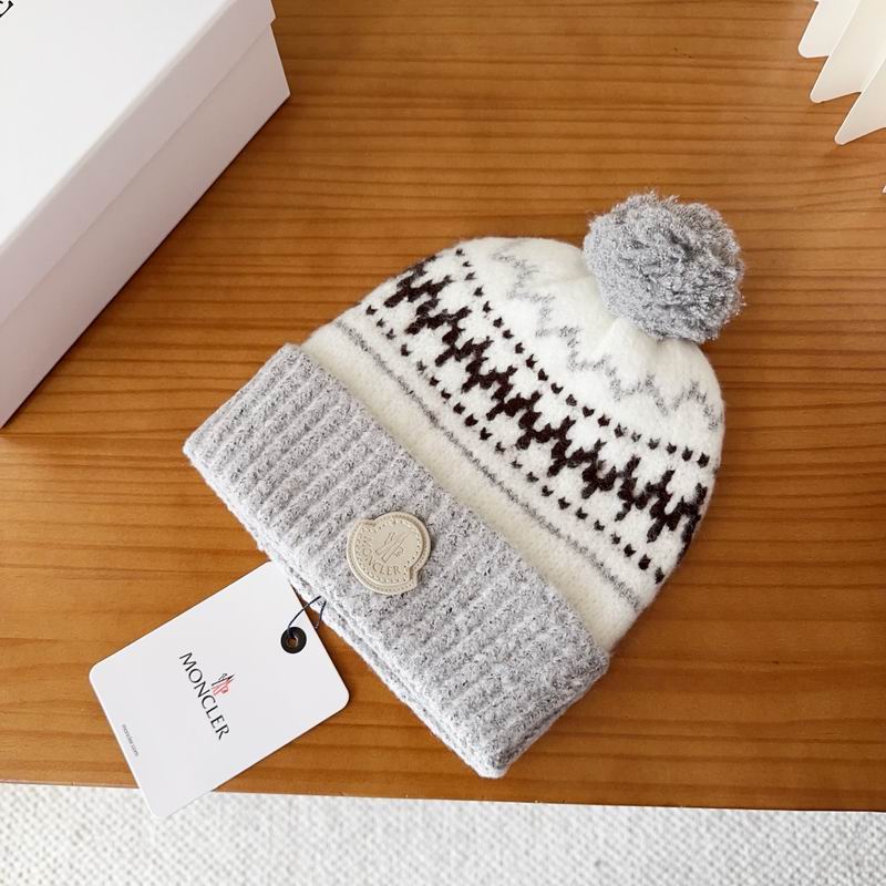 Moncler Hat (700)