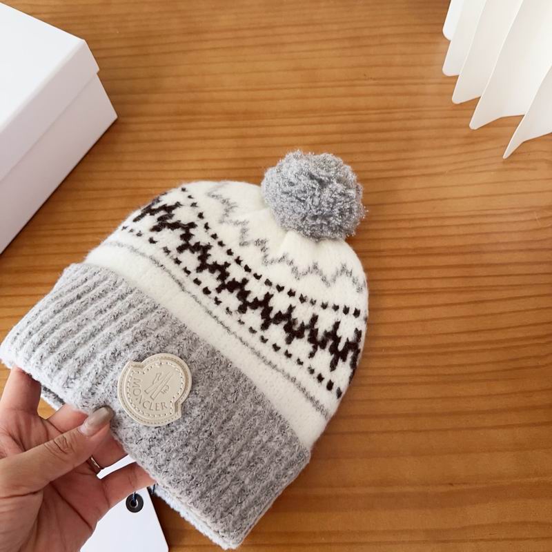 Moncler Hat (704)