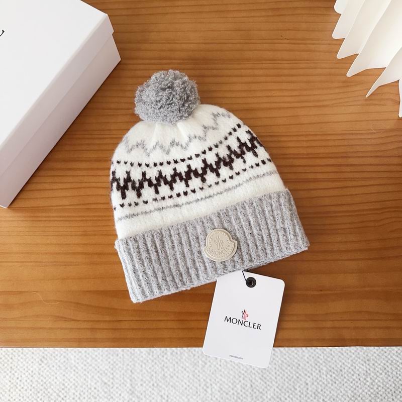 Moncler Hat (706)