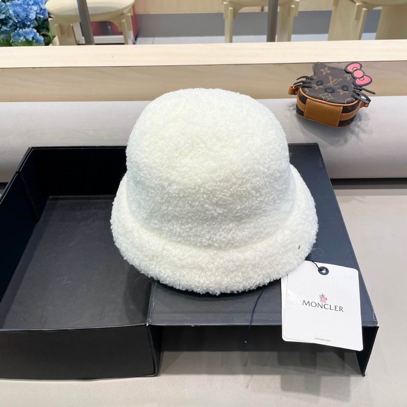 Moncler Hat (750)