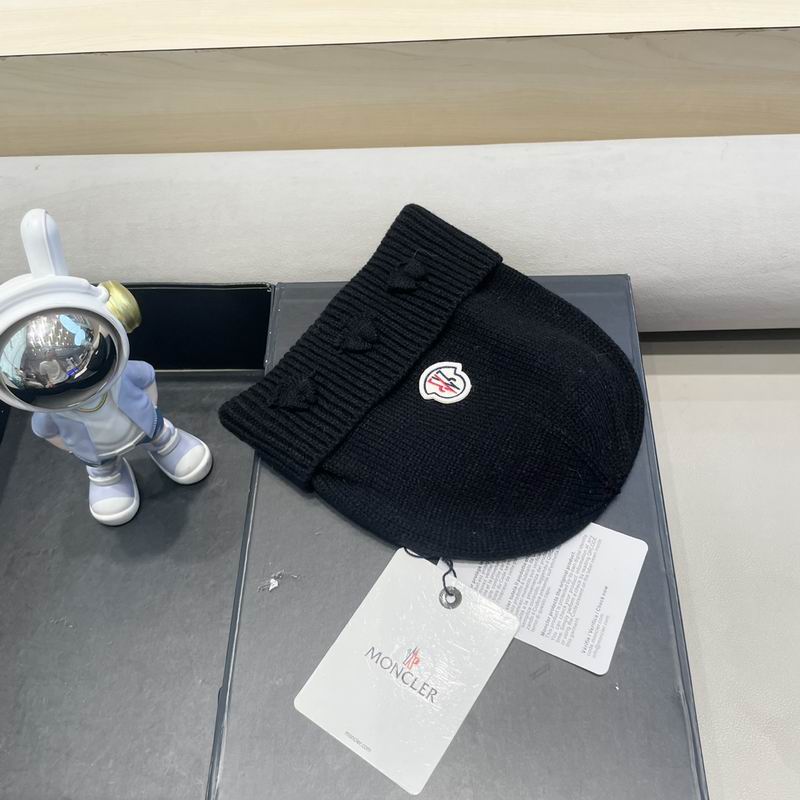 Moncler Hat (95)