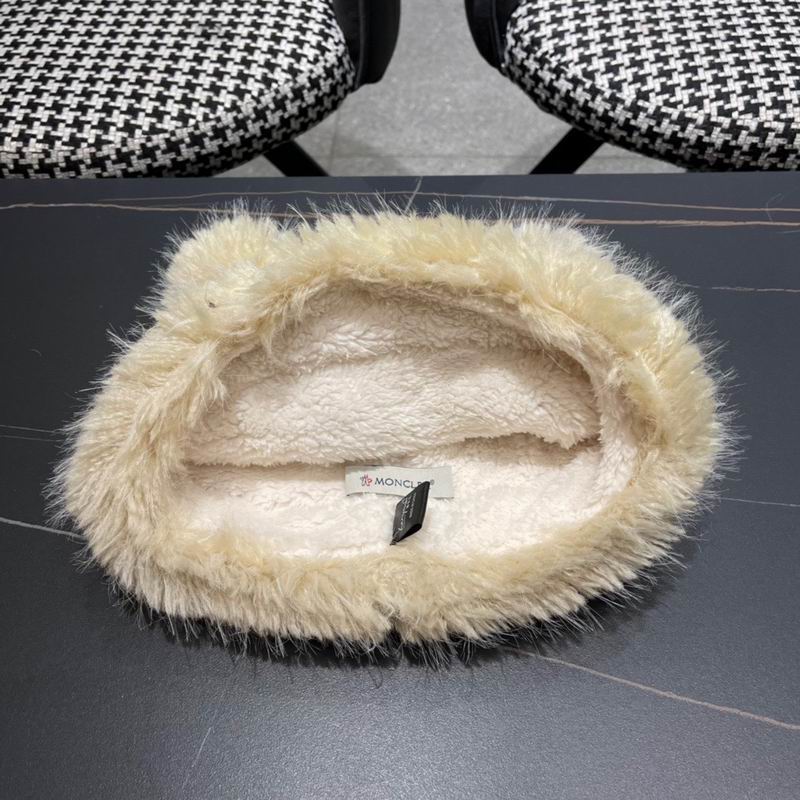Moncler Hat (951)