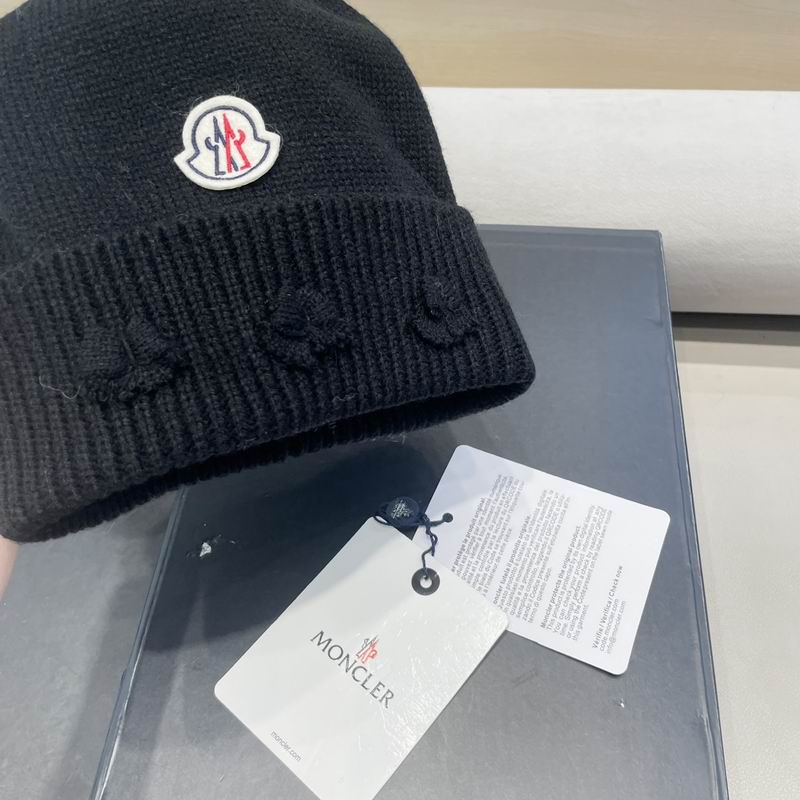 Moncler Hat (97)