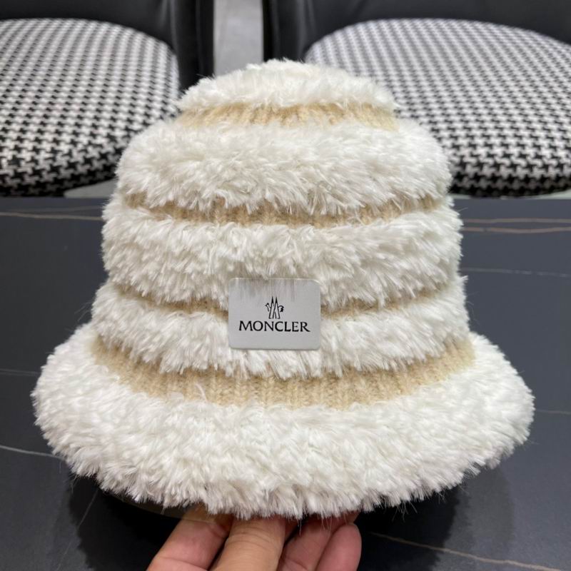 Moncler Hat (999)