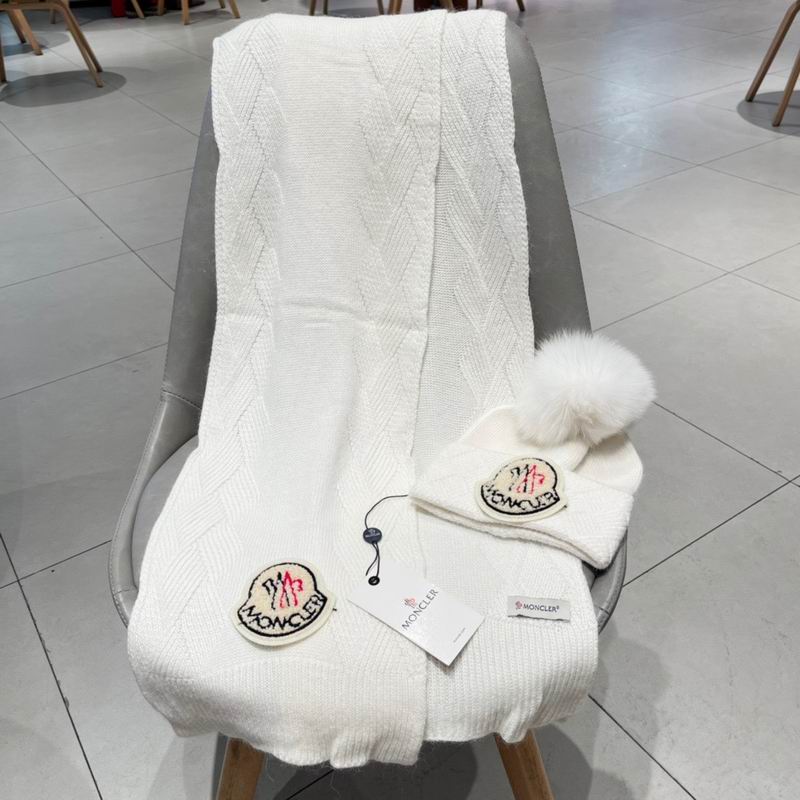 Moncler Scarf Hat (190)