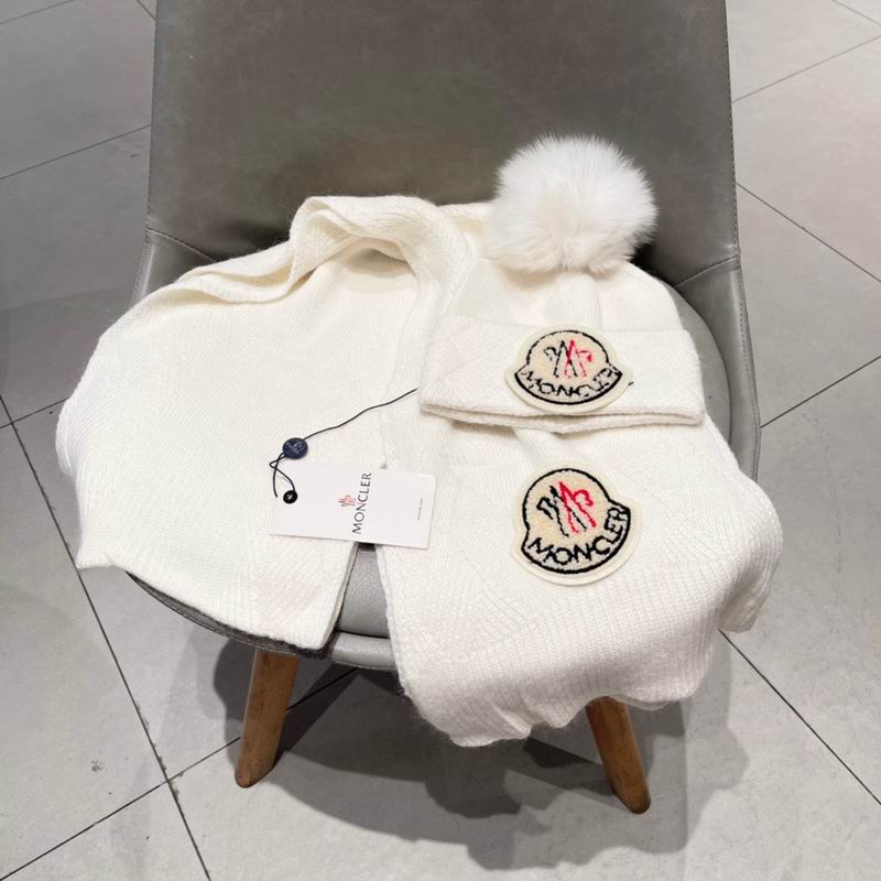 Moncler Scarf Hat (194)