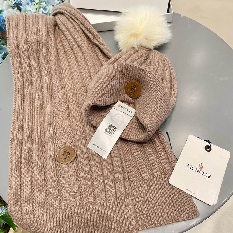 Moncler Scarf Hat (215)