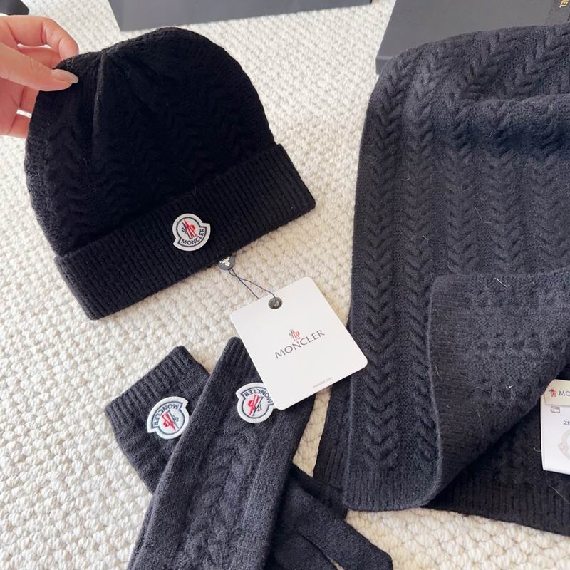 Moncler Scarf Hat Gloves (13)