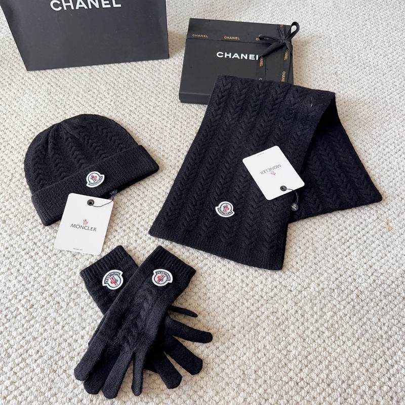 Moncler Scarf Hat Gloves (16)