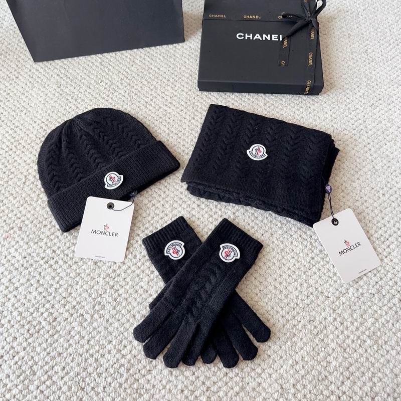 Moncler Scarf Hat Gloves (18)