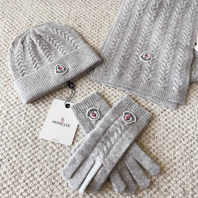 Moncler Scarf Hat Gloves (21)