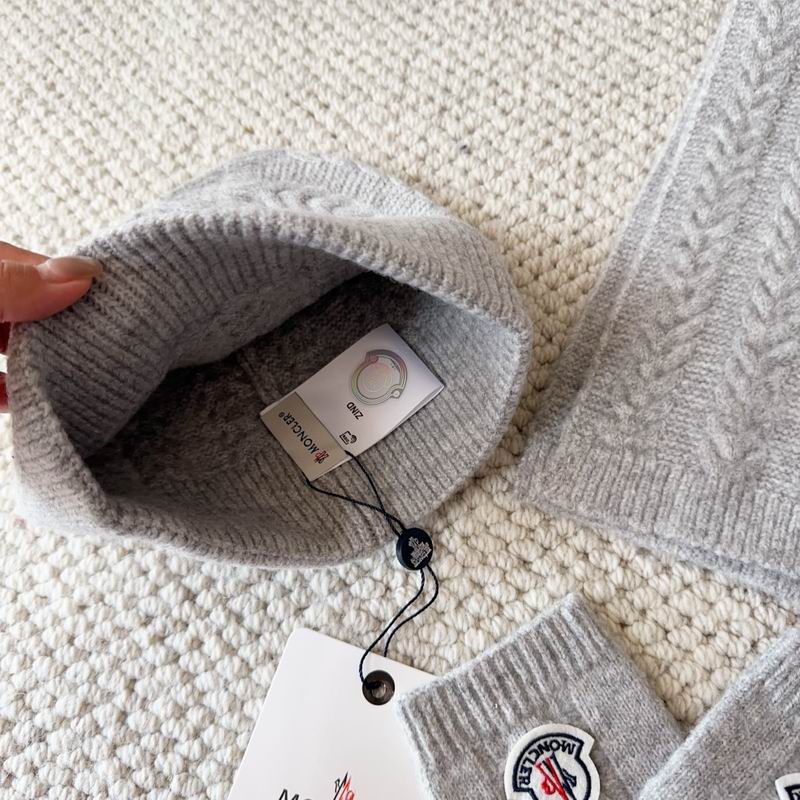Moncler Scarf Hat Gloves (22)