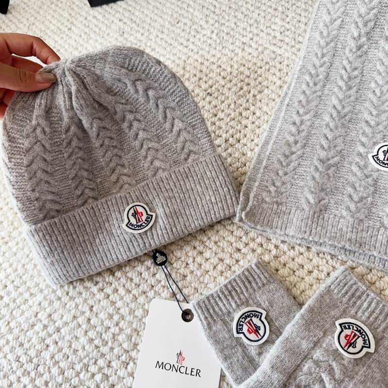 Moncler Scarf Hat Gloves (23)