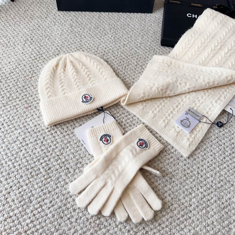 Moncler Scarf Hat Gloves (30)