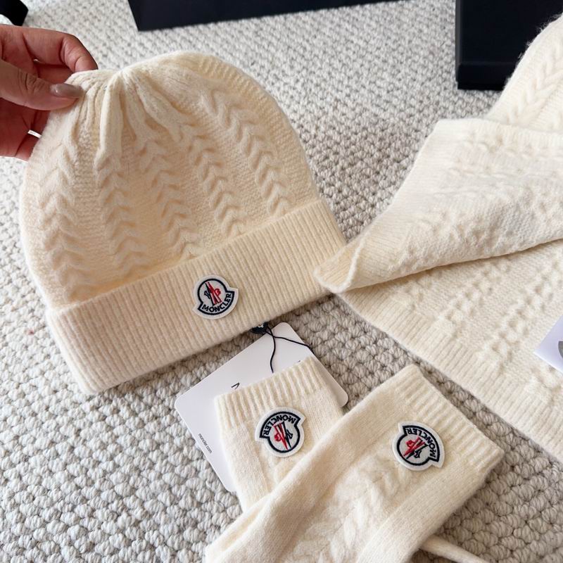 Moncler Scarf Hat Gloves (32)
