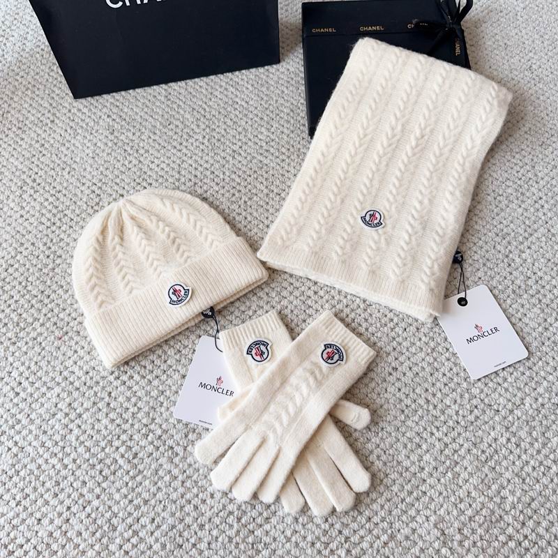 Moncler Scarf Hat Gloves (35)