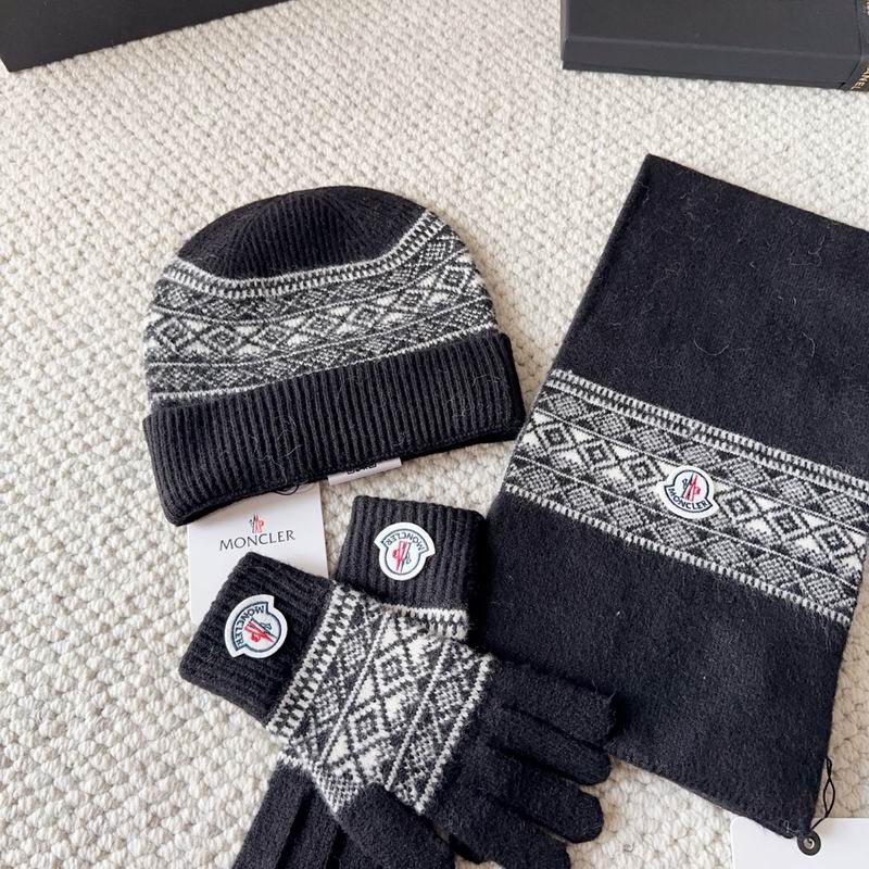 Moncler Scarf Hat Gloves (48)