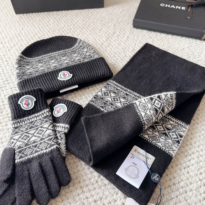 Moncler Scarf Hat Gloves (51)