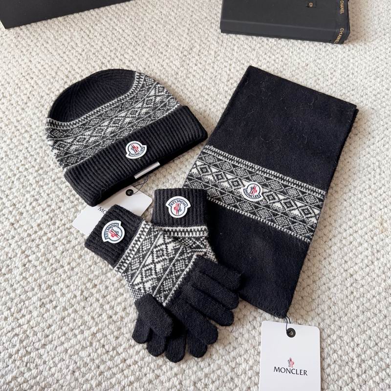 Moncler Scarf Hat Gloves (52)